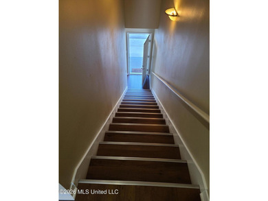 Excellent investment opportunity with this fully occupied - photo 11