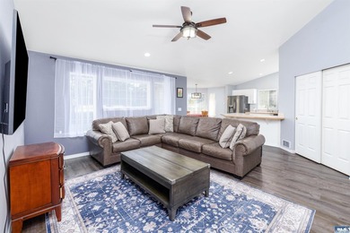 Move in ready home surrounded by a green-belt on two sides in - photo 12