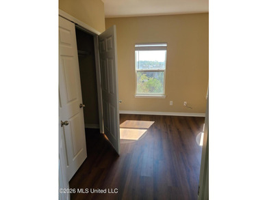 Excellent investment opportunity with this fully occupied - photo 13
