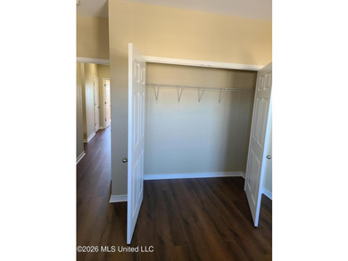 Excellent investment opportunity with this fully occupied - photo 22