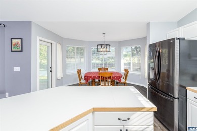 Move in ready home surrounded by a green-belt on two sides in - photo 22