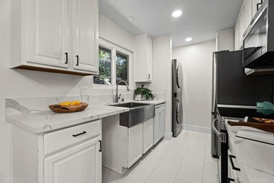 Experience active San Diego living in this beautifully renovated - photo 5