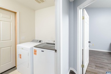 Move in ready home surrounded by a green-belt on two sides in - photo 36