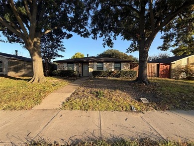 Lake Ray Hubbard Home For Sale in Rowlett Texas