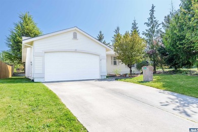 Move in ready home surrounded by a green-belt on two sides in - photo 43