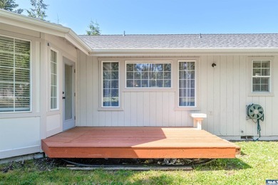 Move in ready home surrounded by a green-belt on two sides in - photo 47