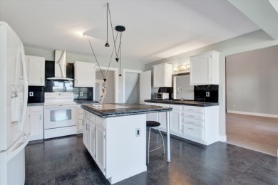 Spacious Lake House in Lake Meade - photo 7