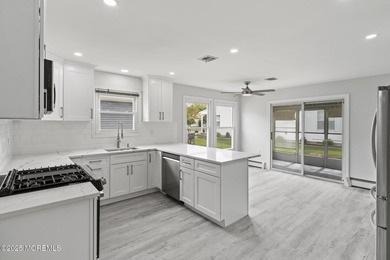 Mint 2-bed, 2-bath home located in the adult community of - photo 6