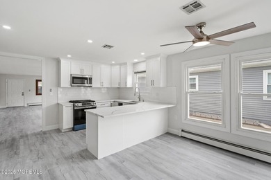 Mint 2-bed, 2-bath home located in the adult community of - photo 9