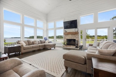 Stunning Lakefront Home on Lake Sam Rayburn! Located just 2 - photo 2