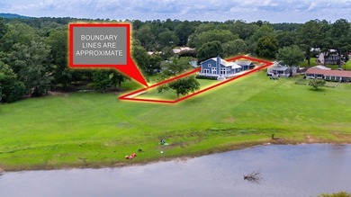 Stunning Lakefront Home on Lake Sam Rayburn! Located just 2 - photo 5