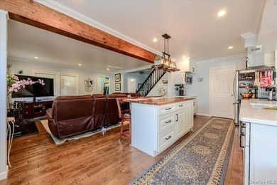 Enjoy your summer in this stunning waterfront retreat offering - photo 3