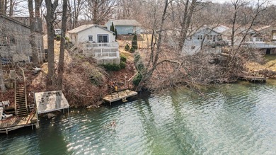 Lake Hollybrook Home For Sale in Gosport Indiana