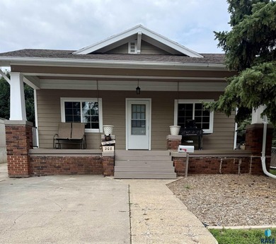 Charming residential property within a commercial lot, ideal for