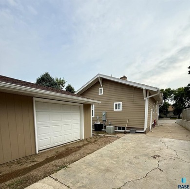 Additional listing photo 3
