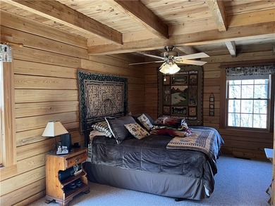Secluded 3BR-2BA rustic Ozark Mountain log cabin on 15.93 acres - photo 11