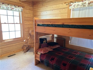 Secluded 3BR-2BA rustic Ozark Mountain log cabin on 15.93 acres - photo 16