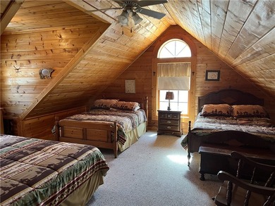 Secluded 3BR-2BA rustic Ozark Mountain log cabin on 15.93 acres - photo 19