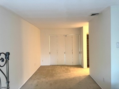 Welcome to desirable Overlook Village! This multilevel - photo 20