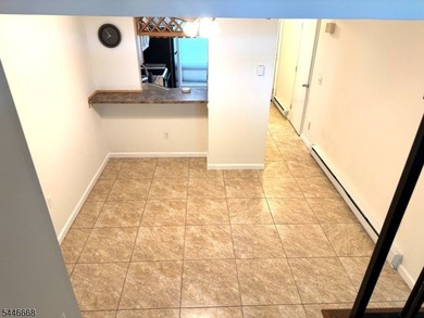 Welcome to desirable Overlook Village! This multilevel - photo 25