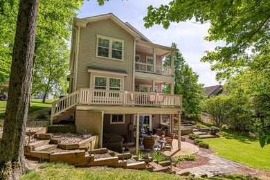 Spectacular, one of a kind Candlewood lakefront home! This - photo 26