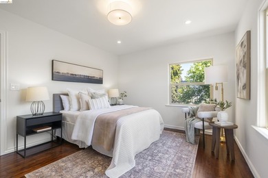 Beautifully updated while honoring its Edwardian roots, 3306 - photo 28
