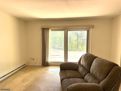 Welcome to desirable Overlook Village! This multilevel - photo 33