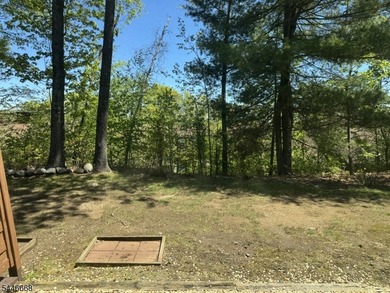 Welcome to desirable Overlook Village! This multilevel - photo 35