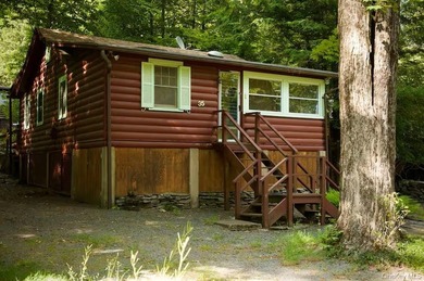 Located in the desirable Smallwood lake community in the Town of - photo 2