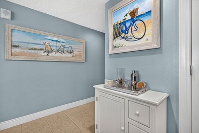 Welcome to Palazzo 1604! This beachy, nautical themed, 1 - photo 10