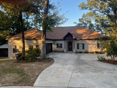Lake Home For Sale in Abbeville, Alabama