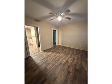 2-bedroom, 1-bath home located in North Charleston with no HOA - photo 2