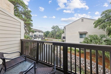 Turnkey, fully furnished 2BR/2.5BA Tanglewood townhome with - photo 4