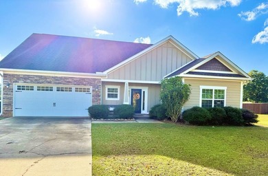 (private lake, pond, creek) Home For Sale in Headland Alabama