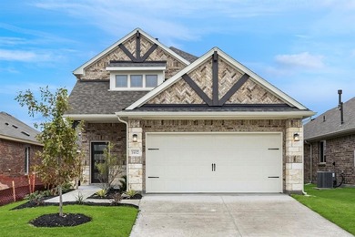 (private lake, pond, creek) Home For Sale in Forney Texas