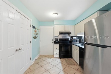 2 bed/2 bath Fiddlers Cove is close to the beach access gate and - photo 8