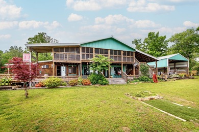 Stunning Panoramic views of Greers Ferry Lake overlooking Higden - photo 2
