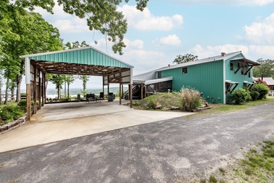 Stunning Panoramic views of Greers Ferry Lake overlooking Higden - photo 3