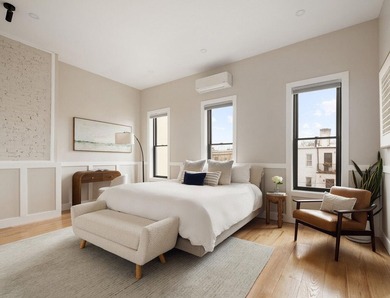 Welcome to this contemporary 19 x 50 ft Two-family townhouse - photo 11
