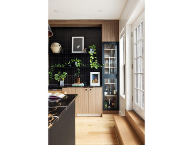 Welcome to this contemporary 19 x 50 ft Two-family townhouse - photo 12