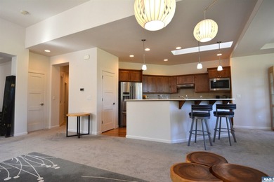 Enjoy low-maintenance living in this beautiful 2-bedroom, 2-bath - photo 13