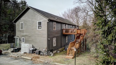 Presented exclusively for qualified investors, this offering - photo 15