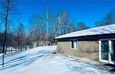 Mille Lacs Lake Home Sale Pending in Isle Minnesota