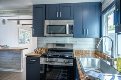 This is only a personal sale. No real estate included. THE 2026 - photo 21