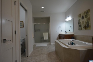 Enjoy low-maintenance living in this beautiful 2-bedroom, 2-bath - photo 29