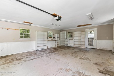 Experience the charm of a truly one-of-a-kind waterfront - photo 31
