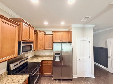 Discover the perfect blend of comfort, convenience, and - photo 7