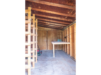 This 3 bedroom, 2 bathroom home right off the Richardson Highway - photo 47
