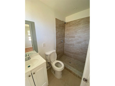 Truly a Northshore Darling! Move right in to this bright - photo 9