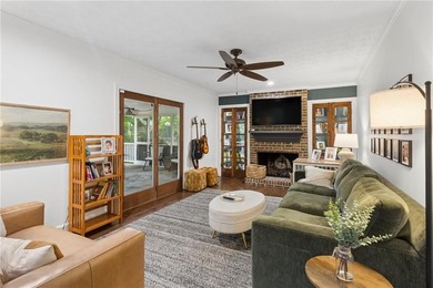 Experience luxury living in the highly sought-after Indian Hills - photo 4